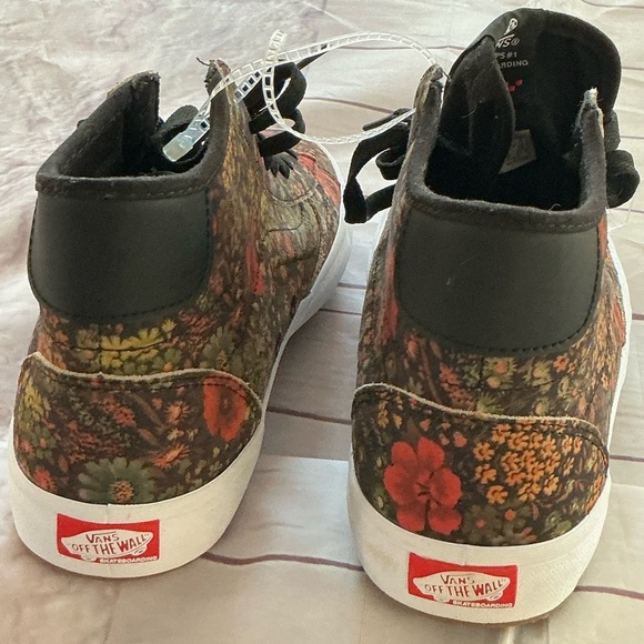 Vans Black and Red Sk8-Hi Sneakers - Picture 9 of 9